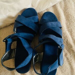 New Aerosoles Elegant Blue Women's Sandals Size 7.5